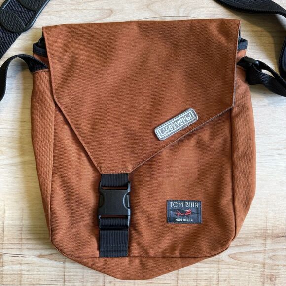 Tom Bihn Medium Cafe Bag Crossbody Burnt Orange Life Is A Verb Travel Ripstop - Picture 1 of 10